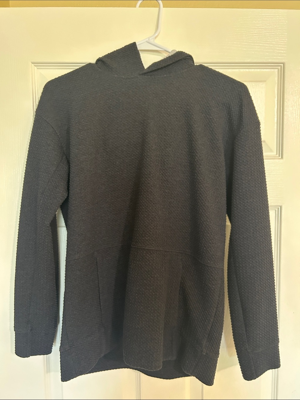 All in Motion Textured Charcoal Black Lightweight Hooded Pullover